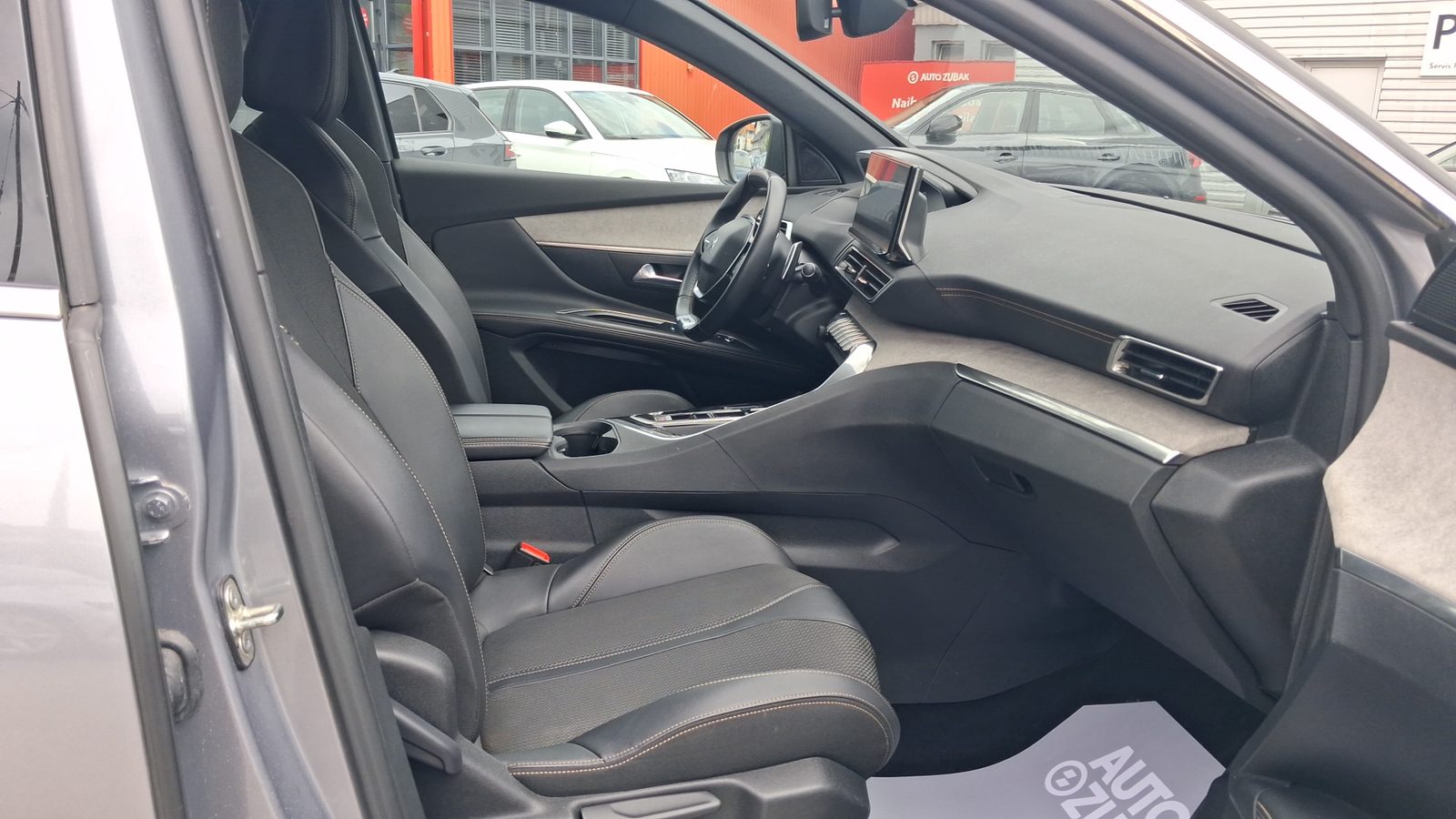 2023 Peugeot 5008 — fotografija 9