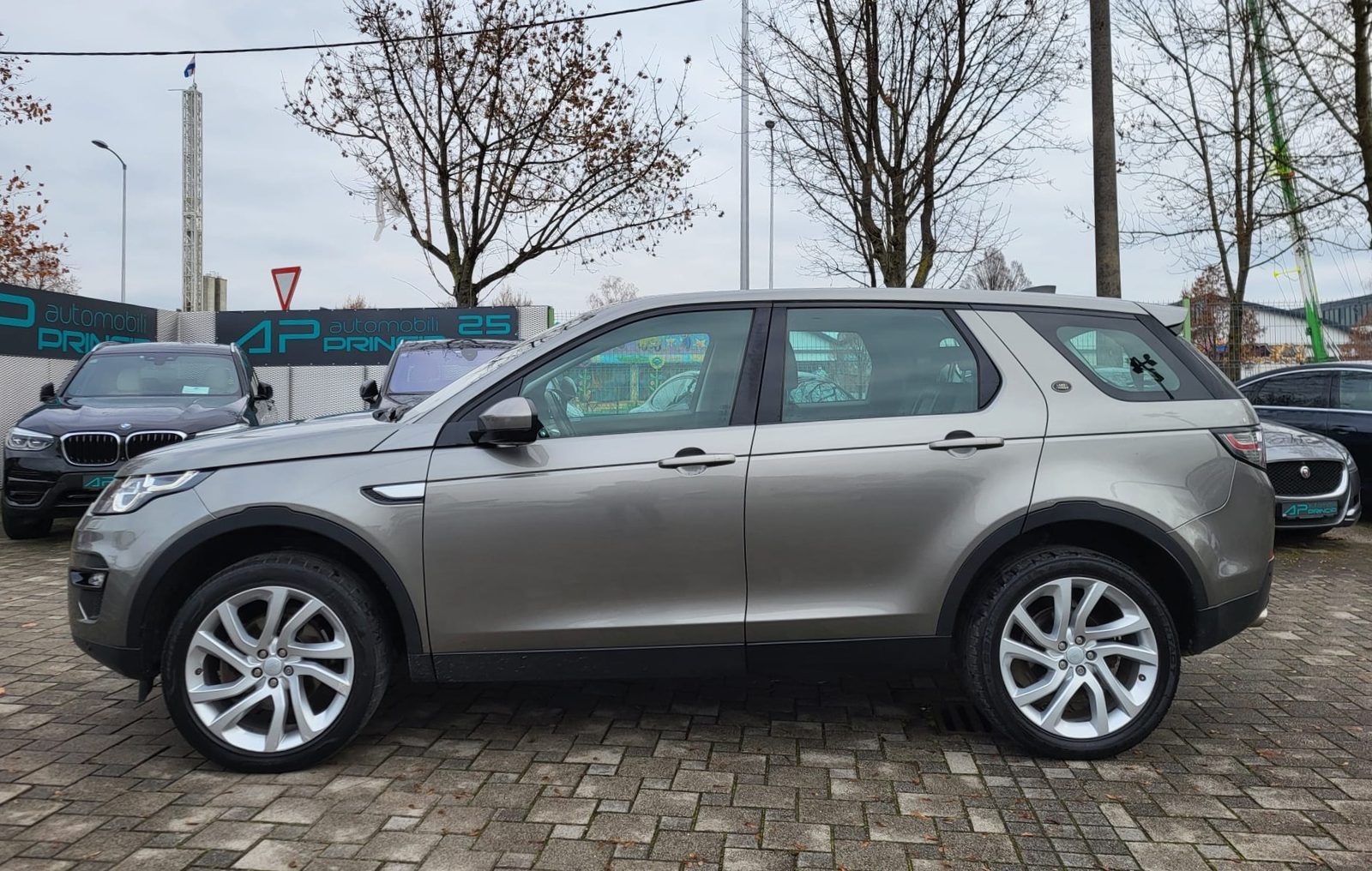 2017 Land Rover Rover — fotografija 3
