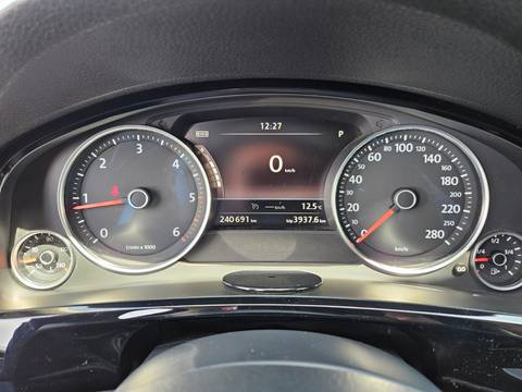 2016 Volkswagen Touareg — sličica 14