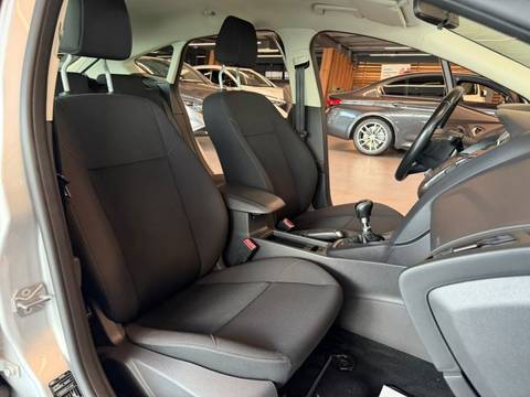 2018 Ford Focus — sličica 23