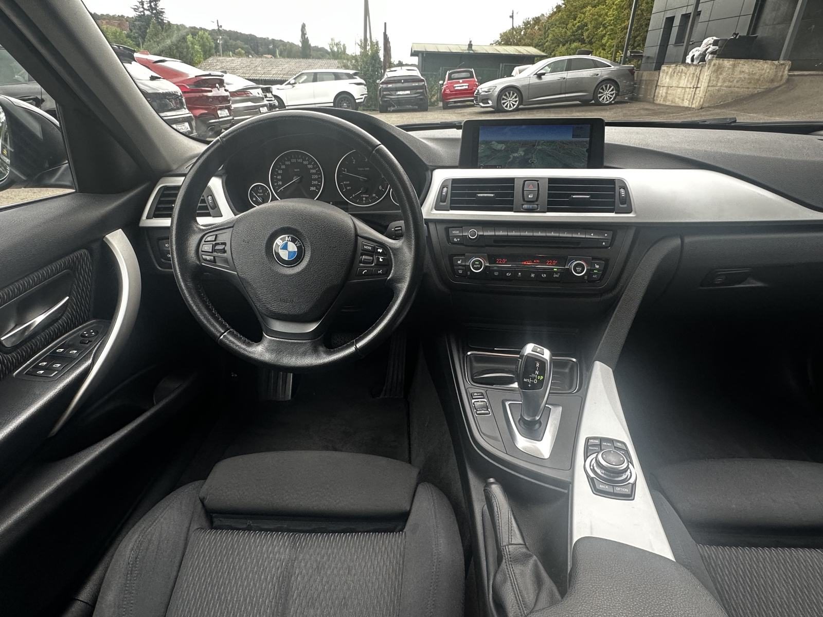 2012 BMW Serija 3 — fotografija 8