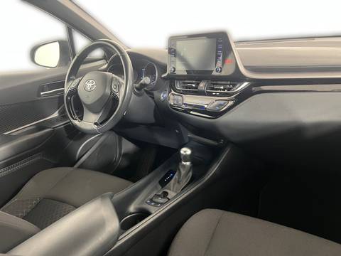 2022 Toyota C-HR — sličica 21