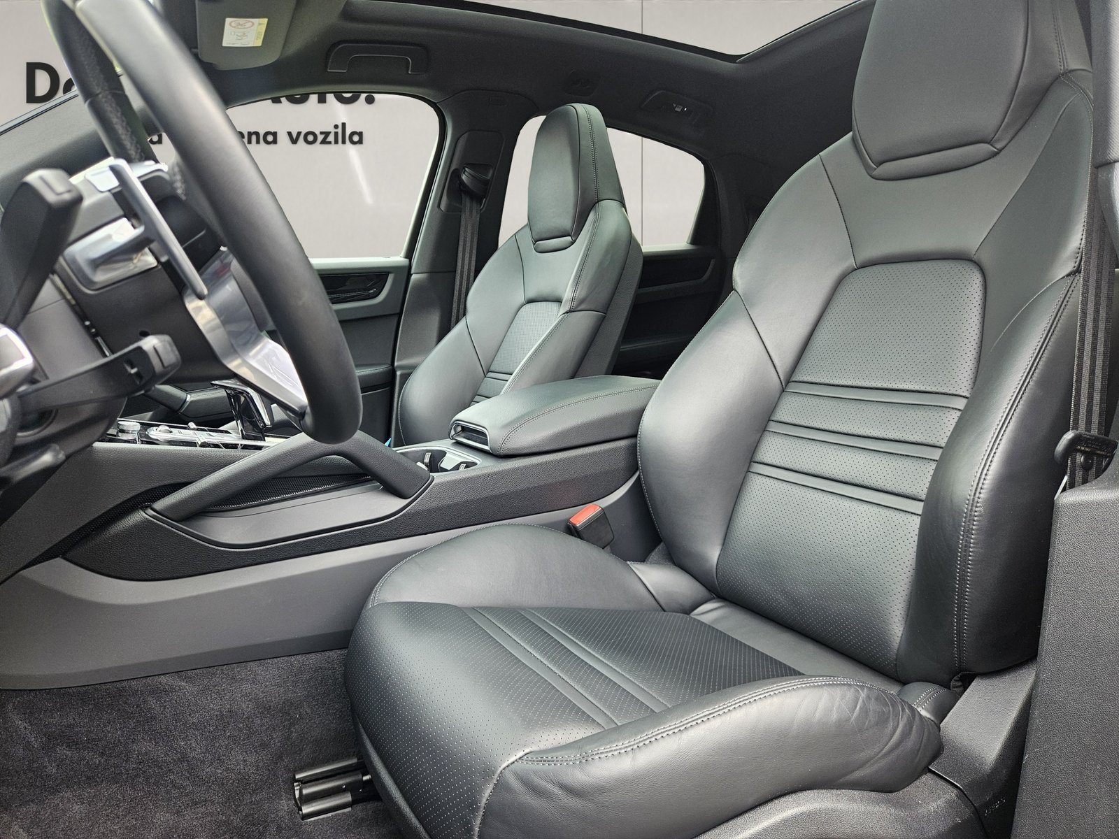 2020 Porsche Cayenne — fotografija 10