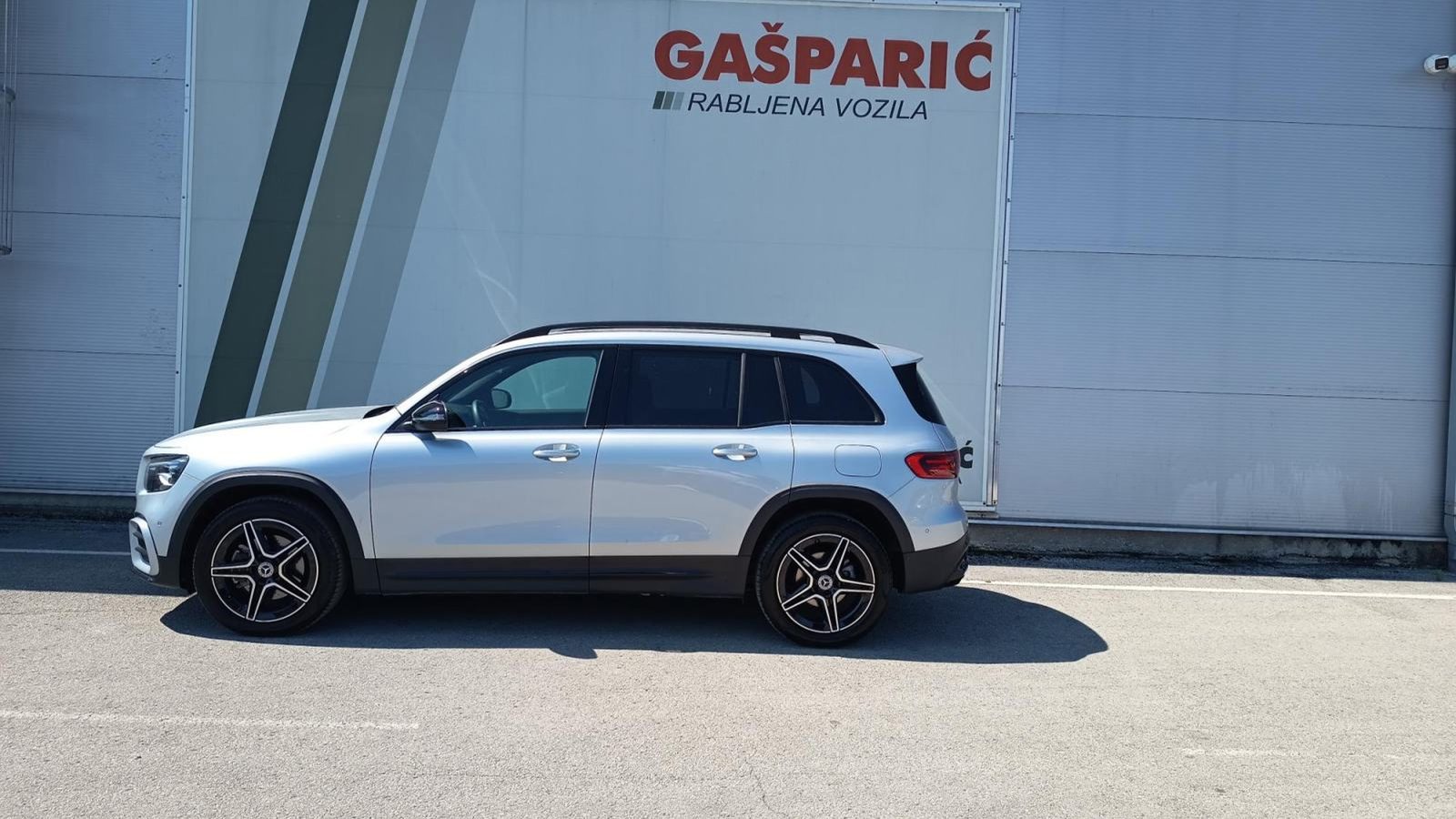 2025 Mercedes-Benz GLB — fotografija 9