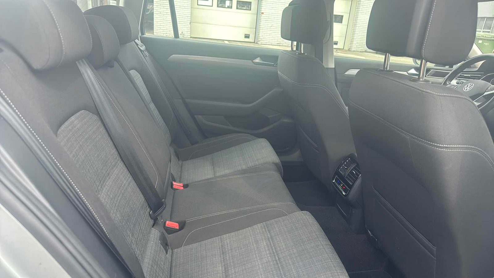 2022 Volkswagen Passat Variant — fotografija 10