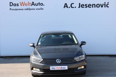 2016 Volkswagen Passat — sličica 2
