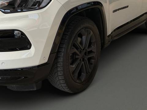 2022 Jeep Compass — sličica 10