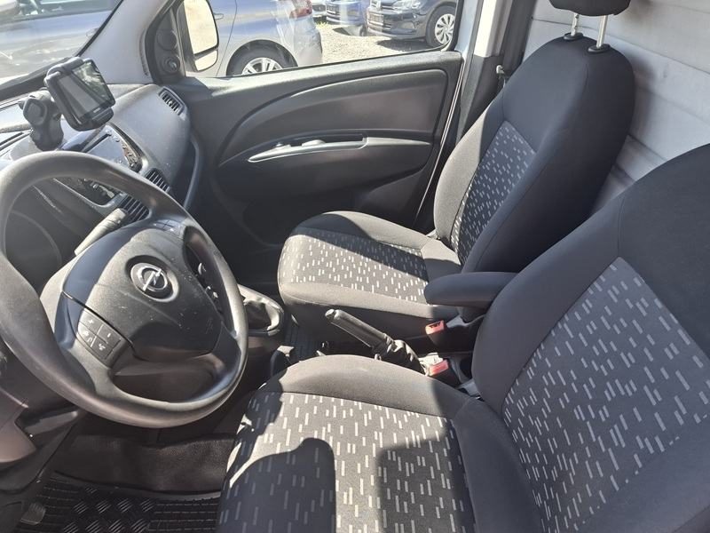 2016 Opel Combo — fotografija 11