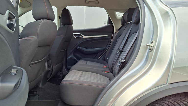 2022 MG ZS — fotografija 7