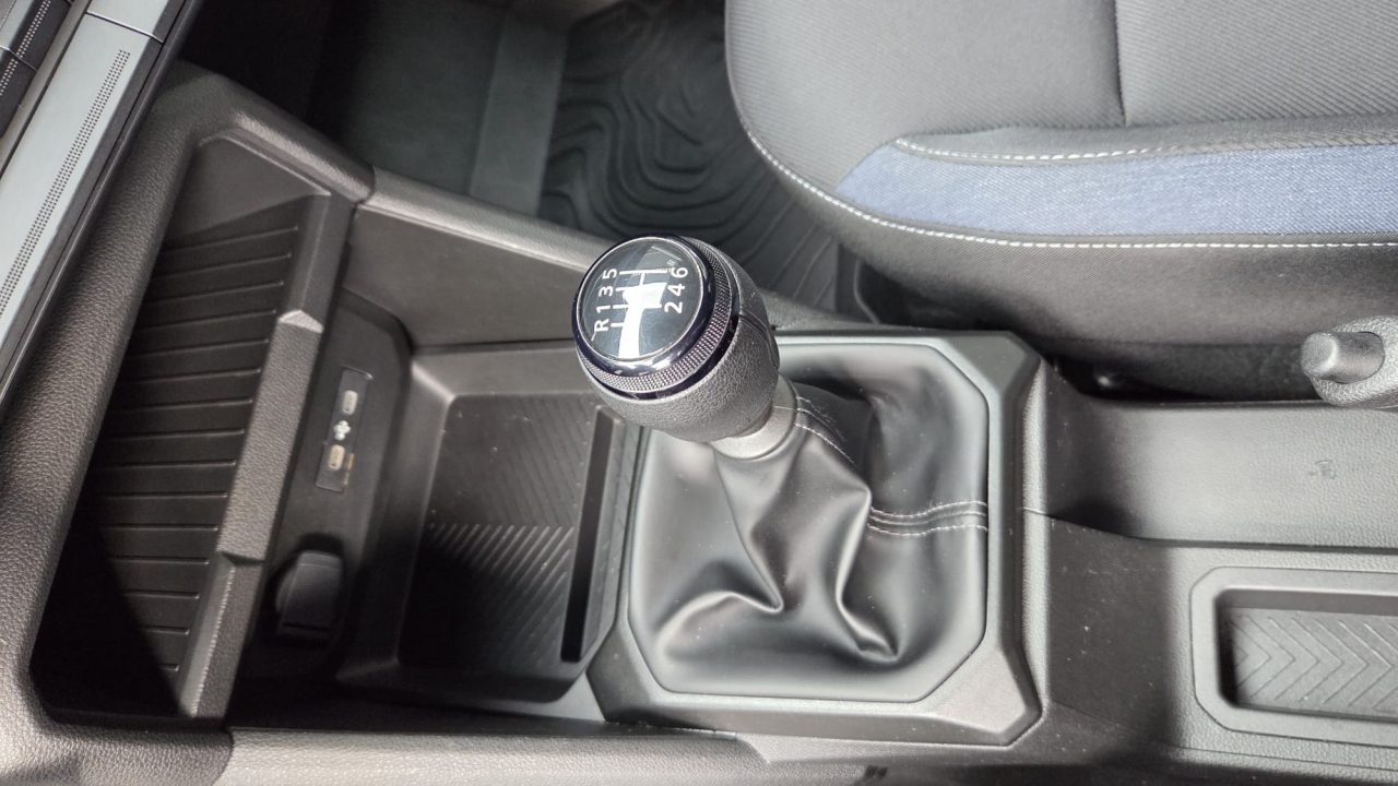 2025 Dacia Duster — fotografija 19
