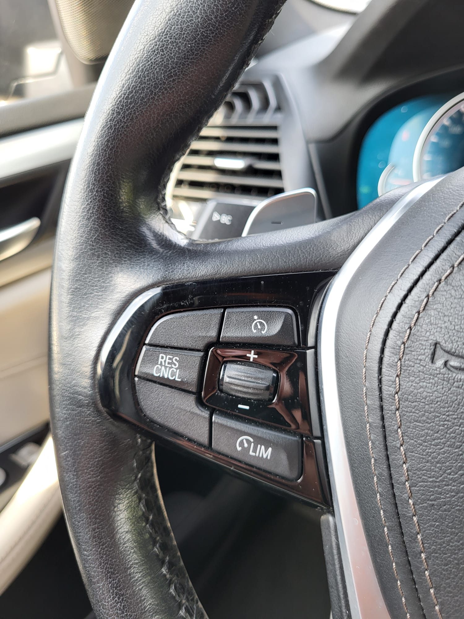 2018 BMW X3 — fotografija 15