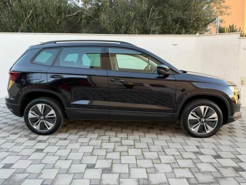 2022 Škoda Karoq — sličica 8