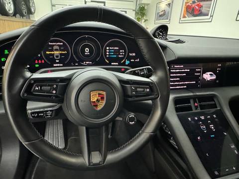 2020 Porsche Taycan — sličica 10