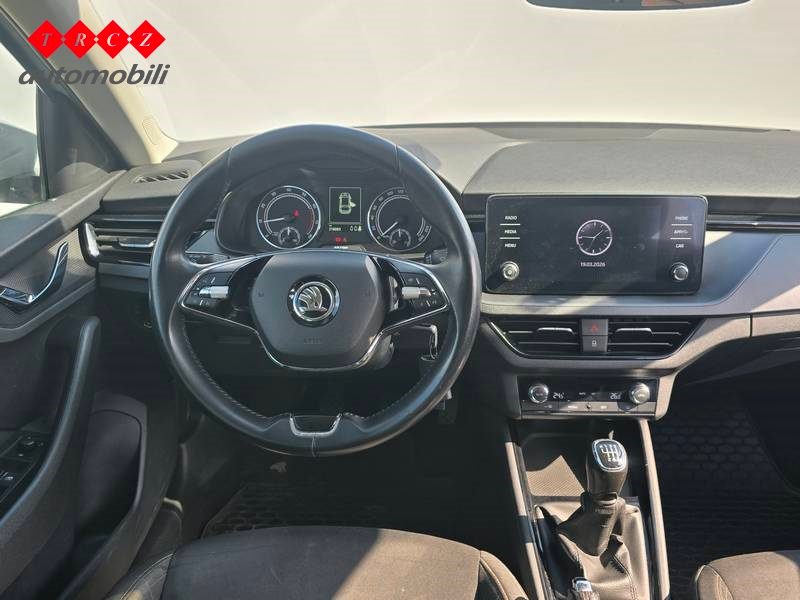 2021 Škoda Scala — fotografija 9