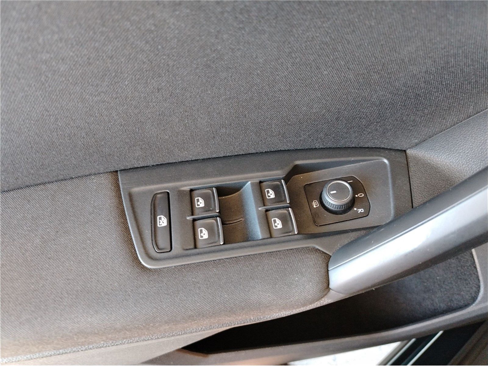 2022 Volkswagen Tiguan — fotografija 19