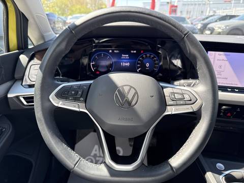 2024 Volkswagen Golf — sličica 27
