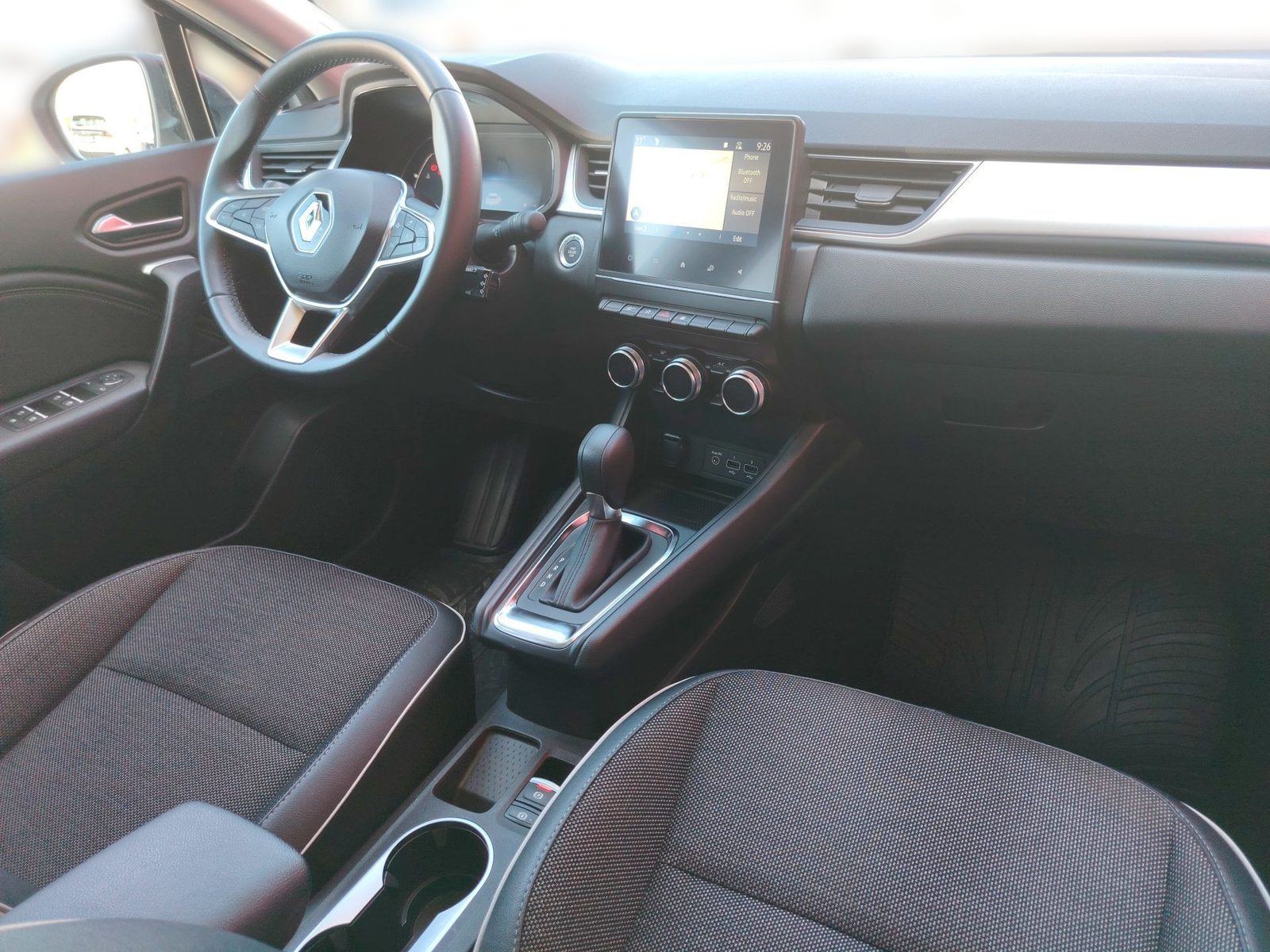 2023 Renault Captur — fotografija 22