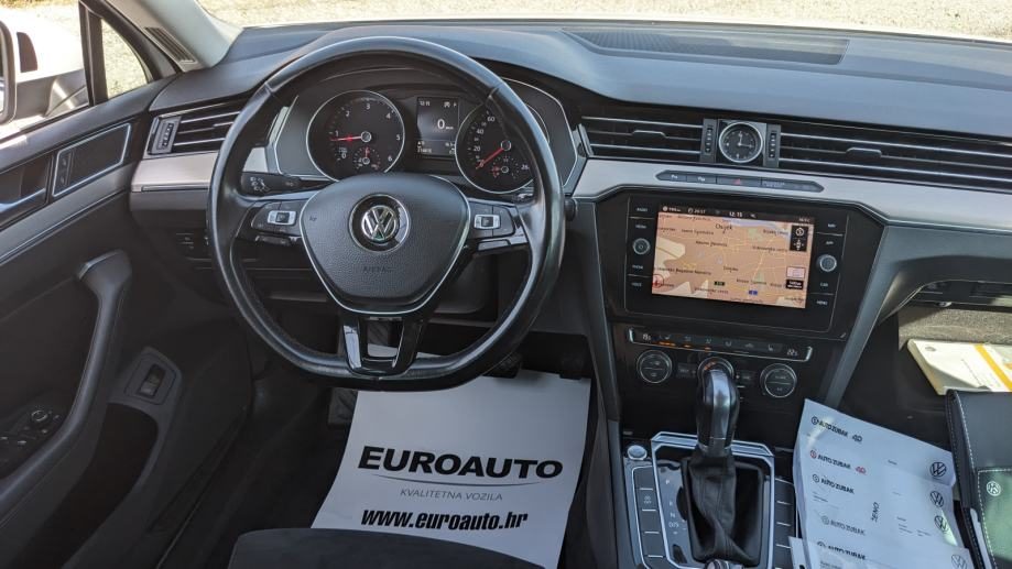 2017 Volkswagen Passat — fotografija 25