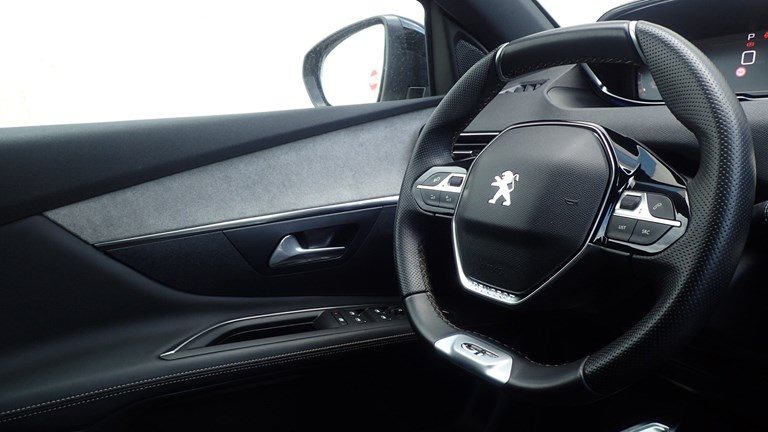 2021 Peugeot 3008 — fotografija 8