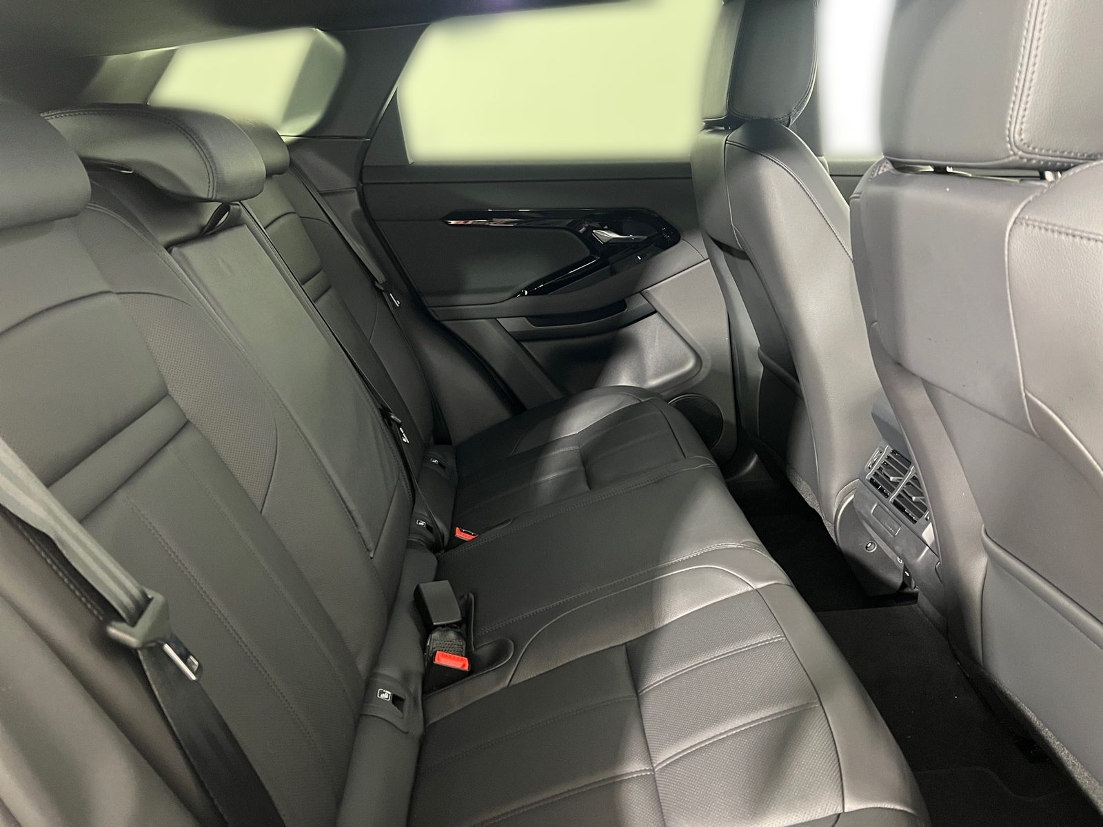 2025 Land Rover Range Rover Evoque — fotografija 20