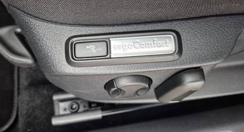 2021 Volkswagen Passat Variant — sličica 17
