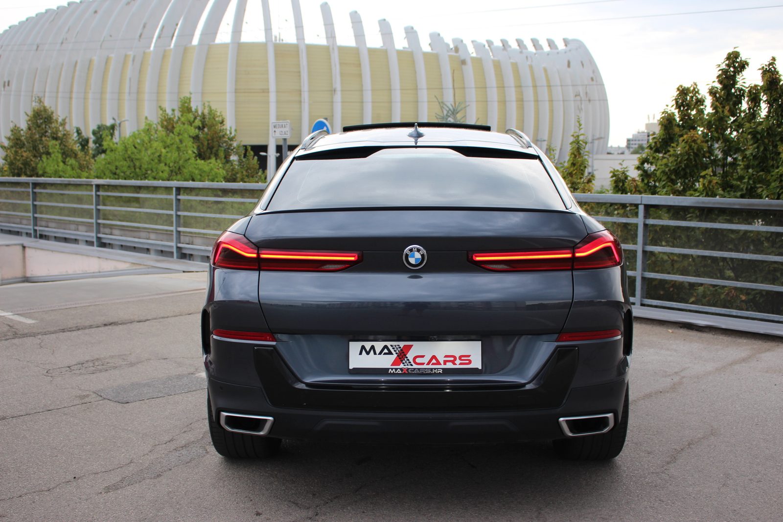 2020 BMW X6 — fotografija 8