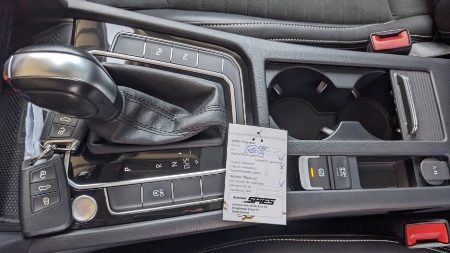 2023 Volkswagen Passat — fotografija 30