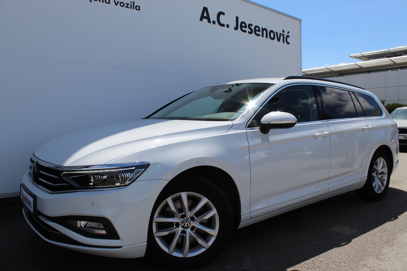 2023 Volkswagen Passat Variant — fotografija 7