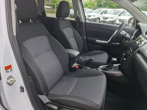 2023 Suzuki Vitara — sličica 11