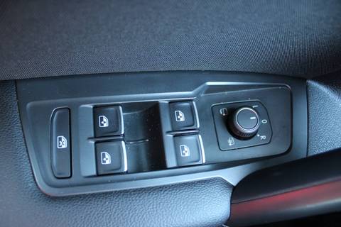 2022 Volkswagen Tiguan — sličica 14
