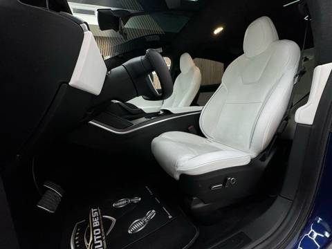 2022 Tesla Model X — sličica 9