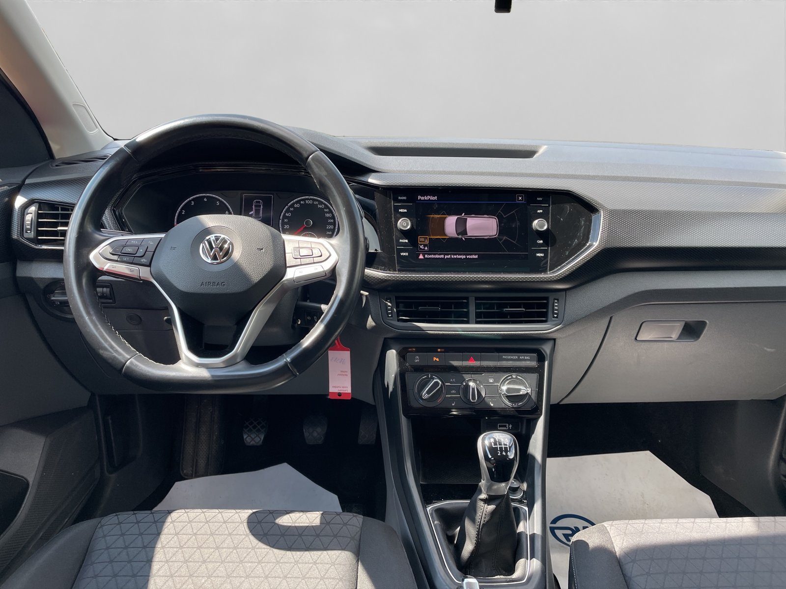 2020 Volkswagen T-Cross — fotografija 11
