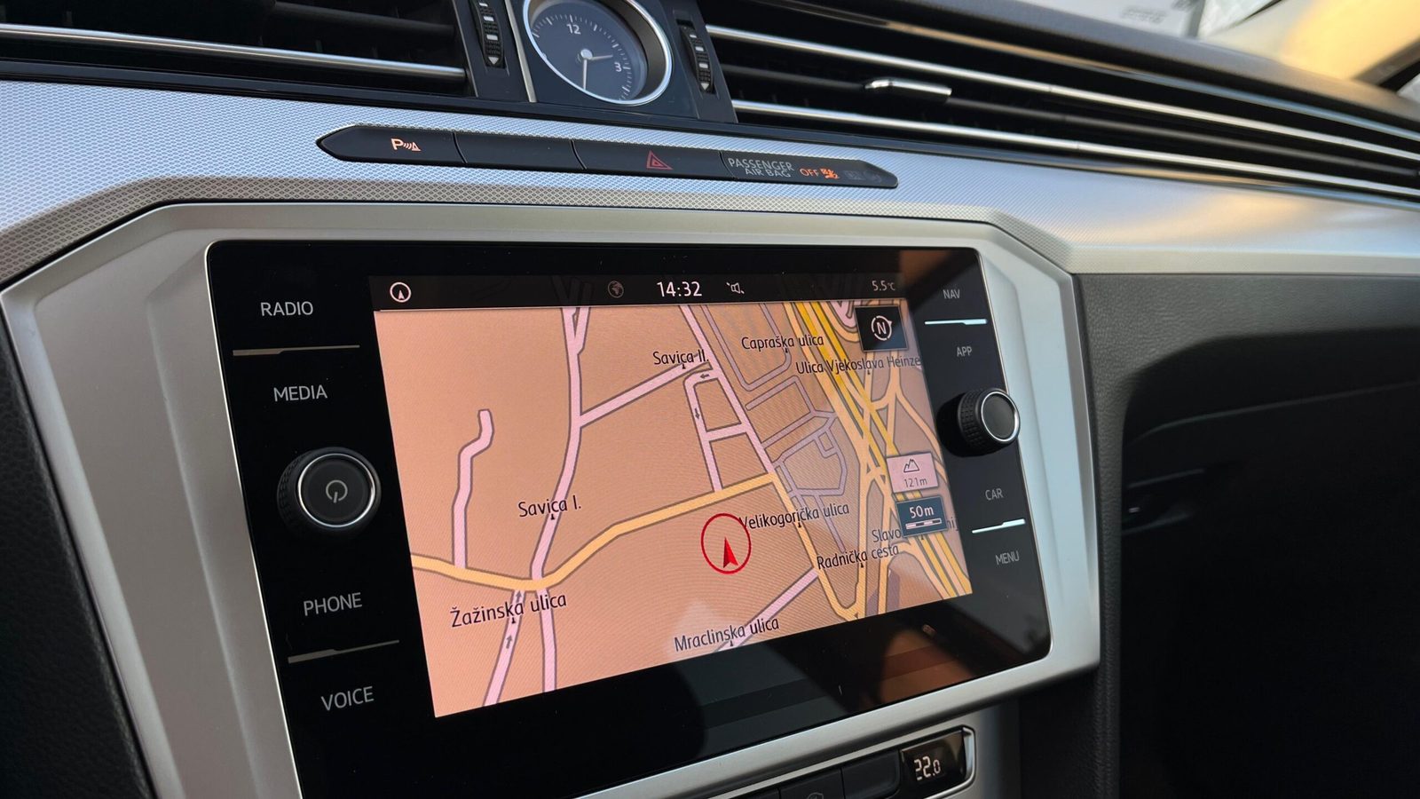 2019 Volkswagen Passat — fotografija 13