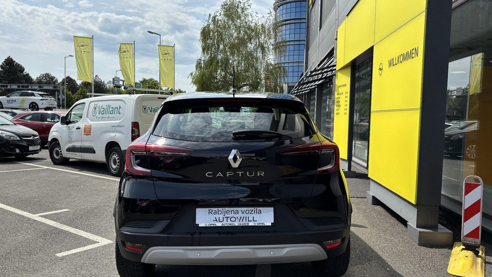 2023 Renault Captur — fotografija 7
