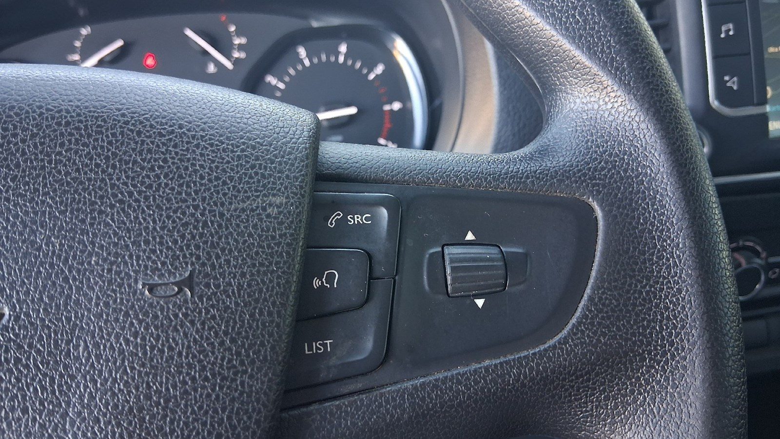 2021 Opel Vivaro — fotografija 20