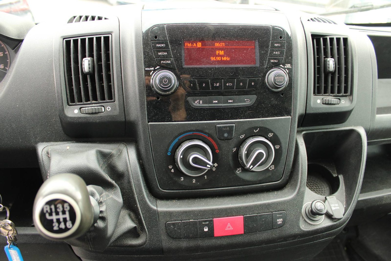 2017 Peugeot Boxer — fotografija 11