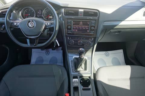 2019 Volkswagen Golf — sličica 9