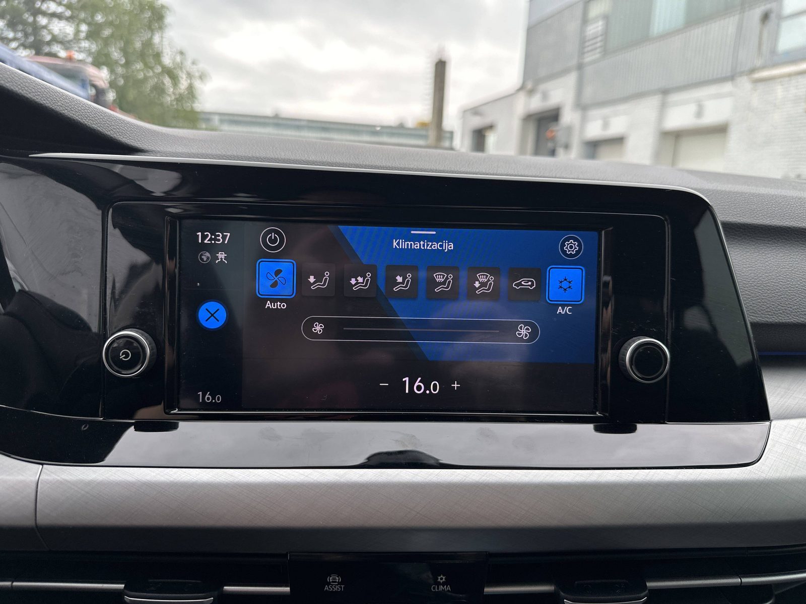 2024 Volkswagen Golf — fotografija 25