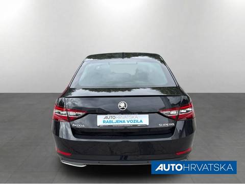 2019 Škoda Superb — sličica 4
