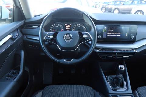 2022 Škoda Octavia — sličica 10