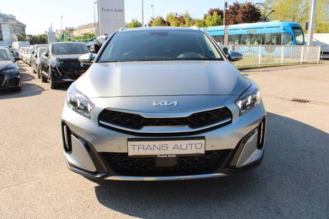 2023 Kia Xcee'd — sličica 2