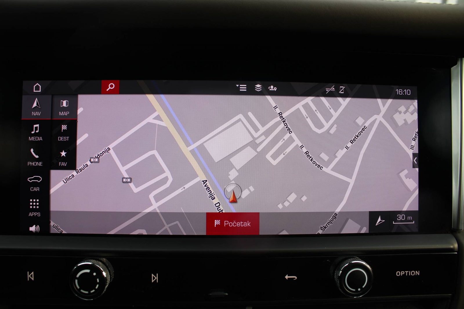 2022 Porsche Macan — fotografija 21