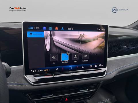2025 Volkswagen Passat R-Line — sličica 17