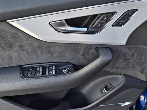 2020 Audi Q7 S line — sličica 24