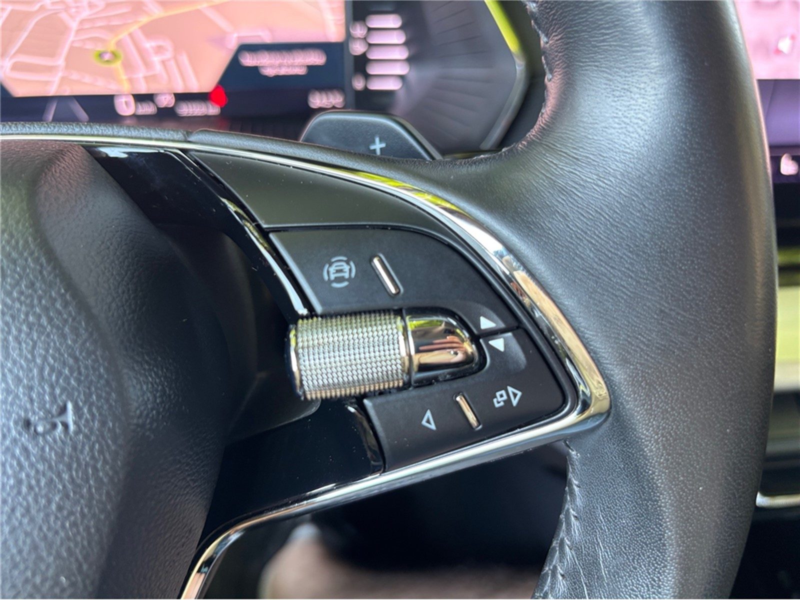 2021 Škoda Octavia Combi — fotografija 16