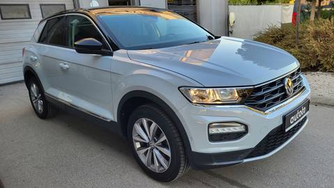 2019 Volkswagen T-Roc — sličica 3