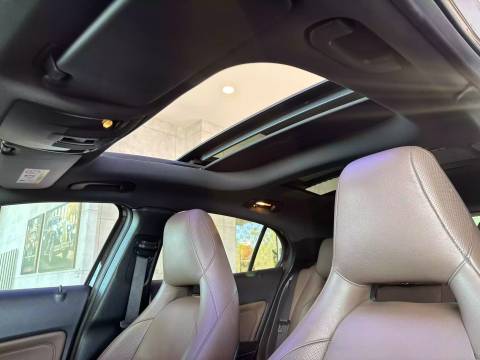2015 Mercedes-Benz GLA — sličica 28