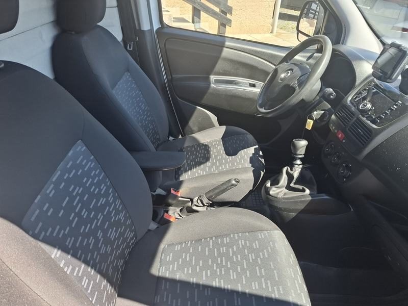 2016 Opel Combo — fotografija 12
