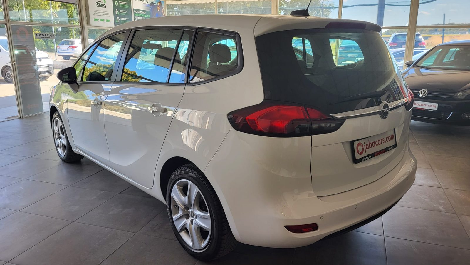 2018 Opel Zafira — fotografija 8