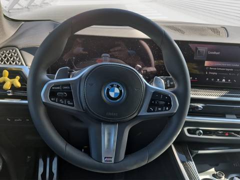 2023 BMW X5 — sličica 11